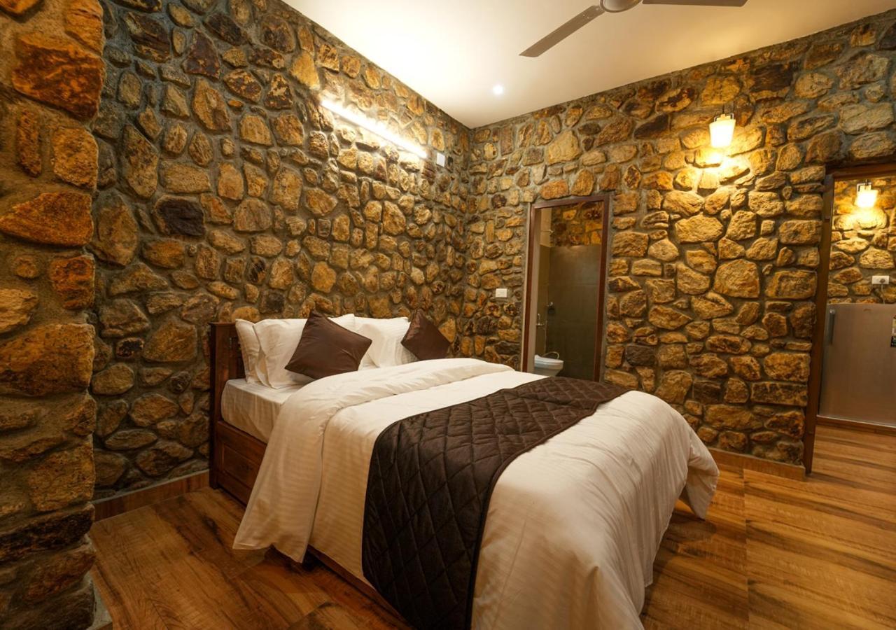 Tiyans Stone Castle Private Tea Villa Vagamon By Voye Homes Extérieur photo