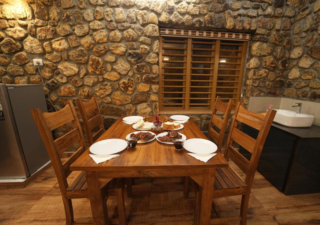 Tiyans Stone Castle Private Tea Villa Vagamon By Voye Homes Extérieur photo