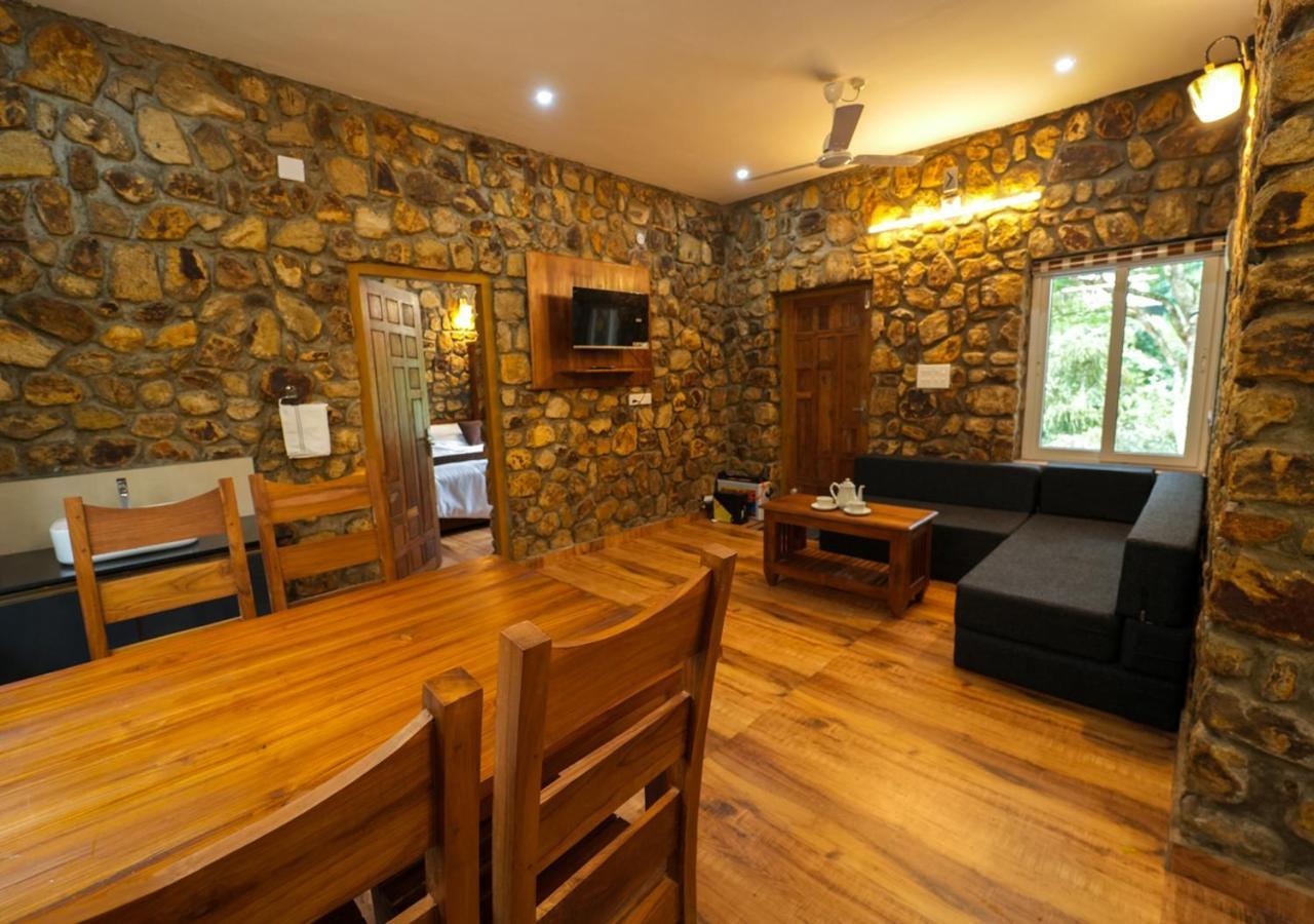Tiyans Stone Castle Private Tea Villa Vagamon By Voye Homes Extérieur photo